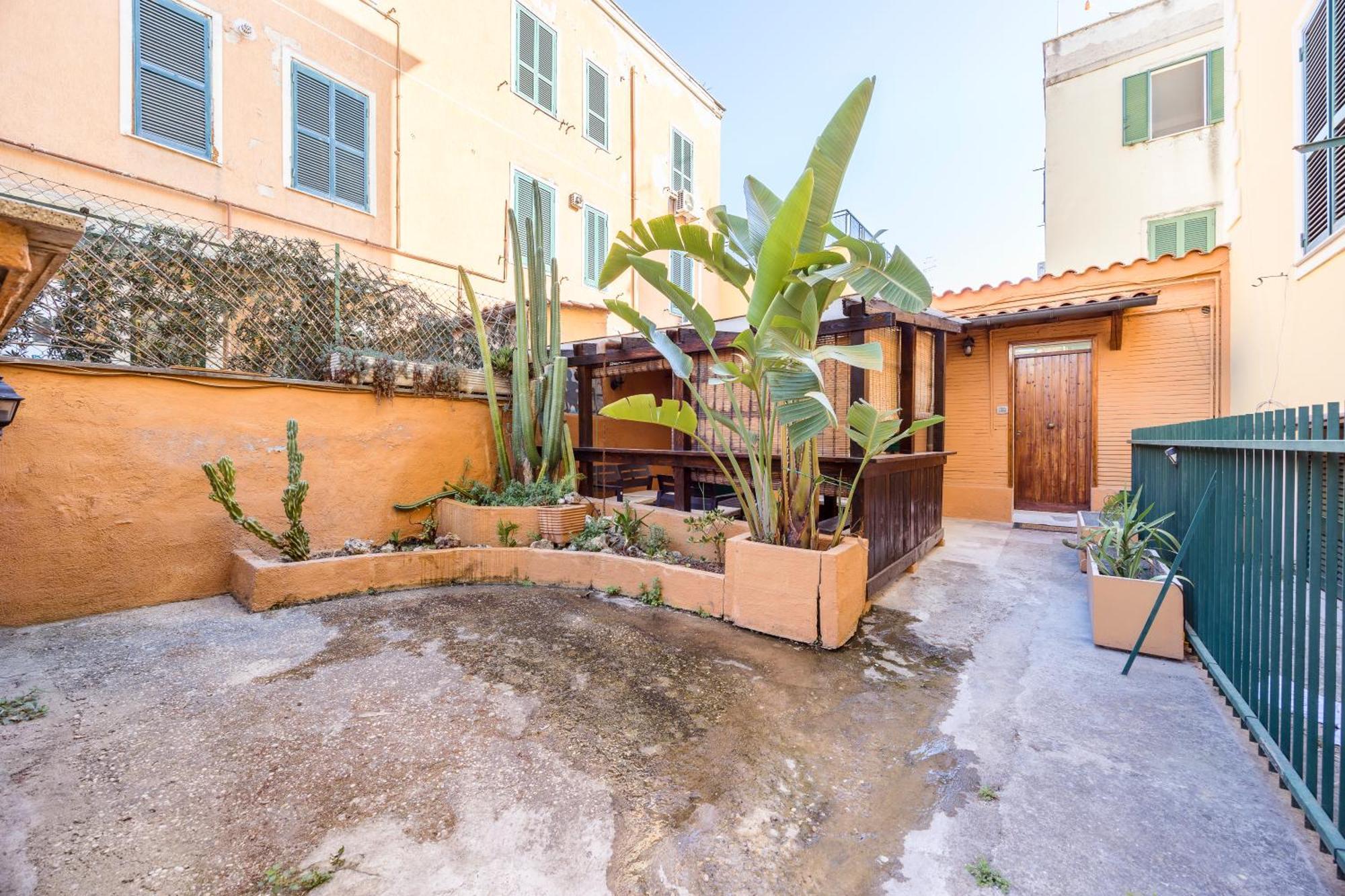 Apartment A 100mt Dalla Metro C Loft Grazioso E Giardino Rom
