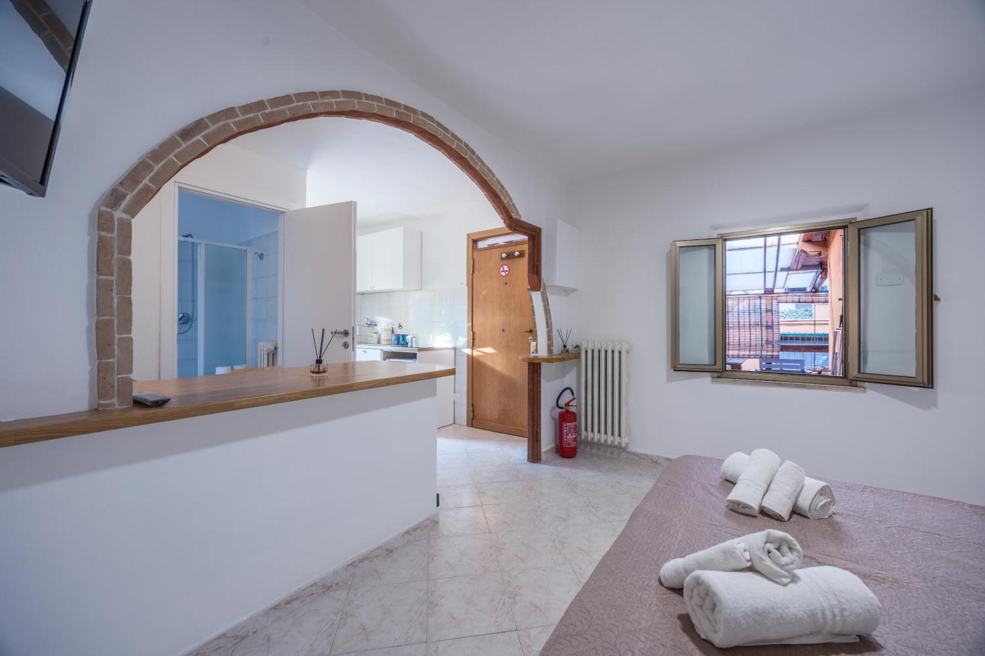 A 100mt Dalla Metro C Loft Grazioso E Giardino Apartment